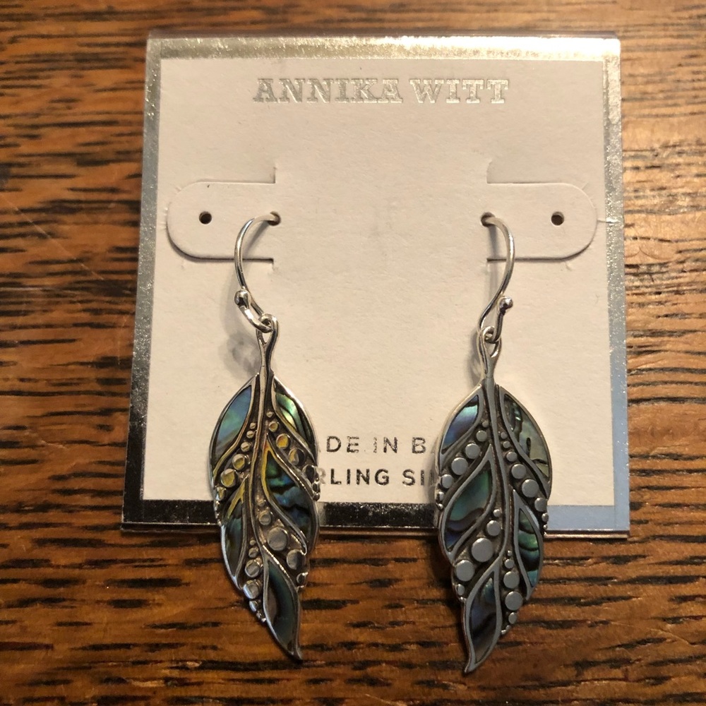 Annika Witt Leaf Earrings
